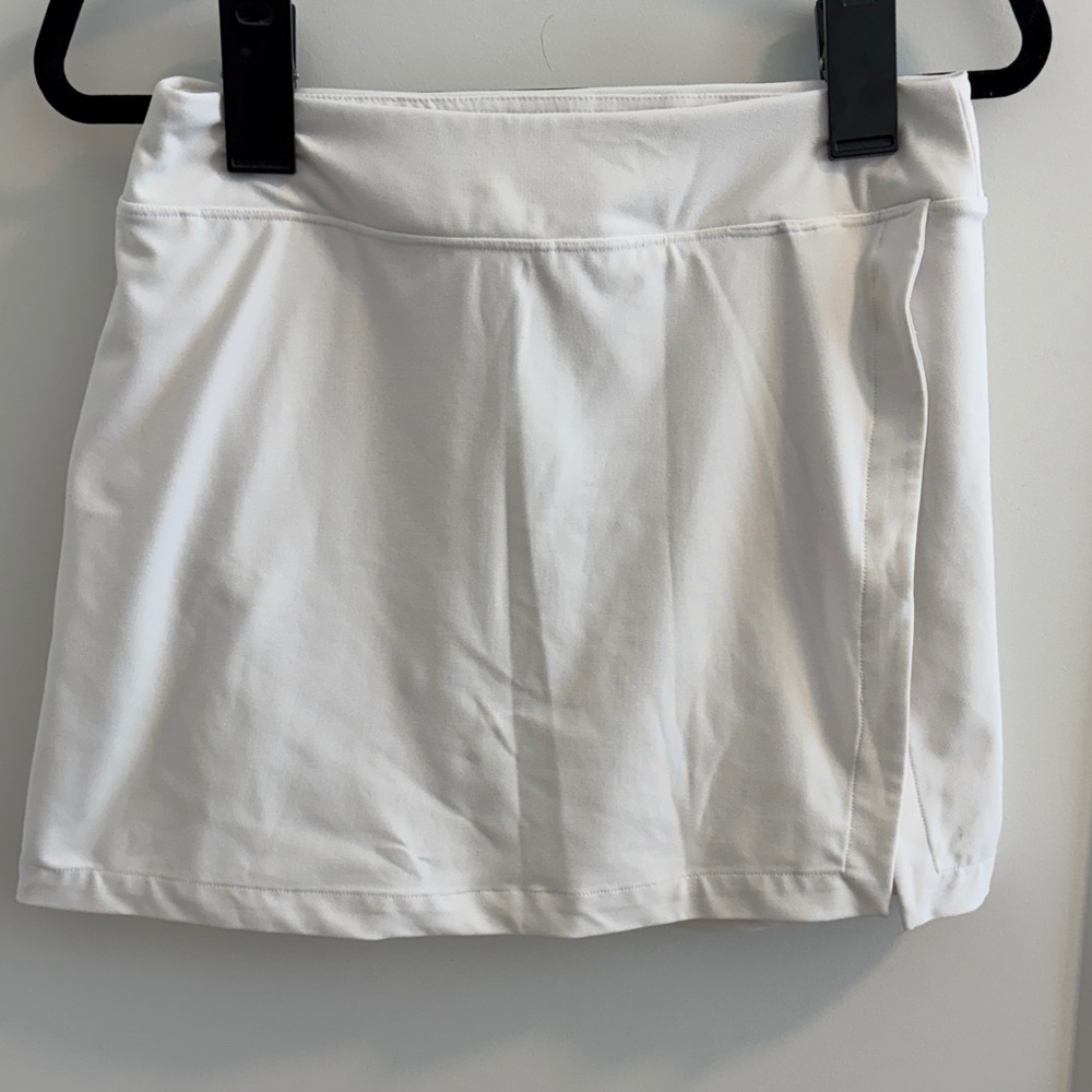 Outdoor Voices Skort 3.5” inseam